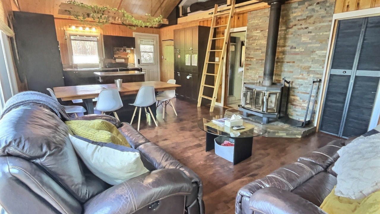 Photo of Livingroom in Saint-Andre-Avellin