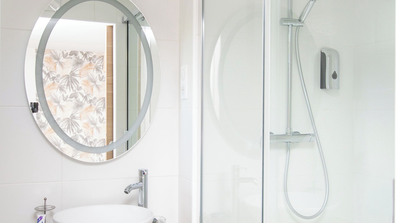 Photo of Bathroom in Pujaudran