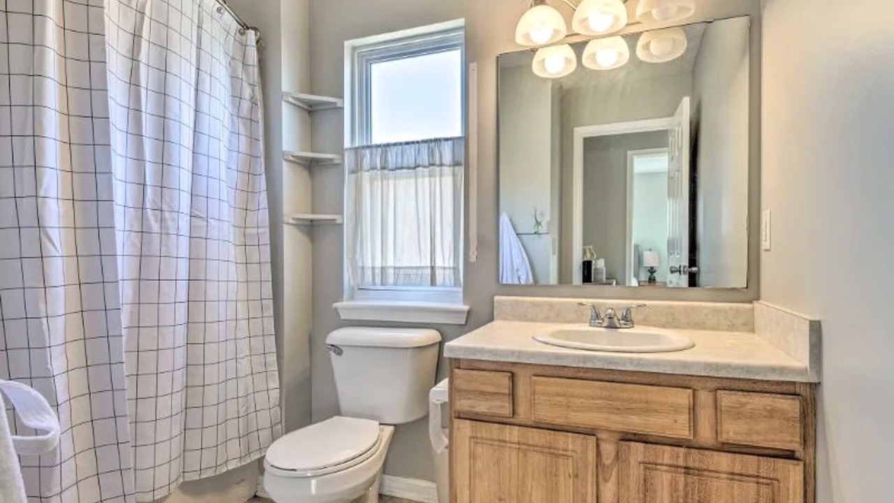 Photo of Bathroom in Fall Creek Place