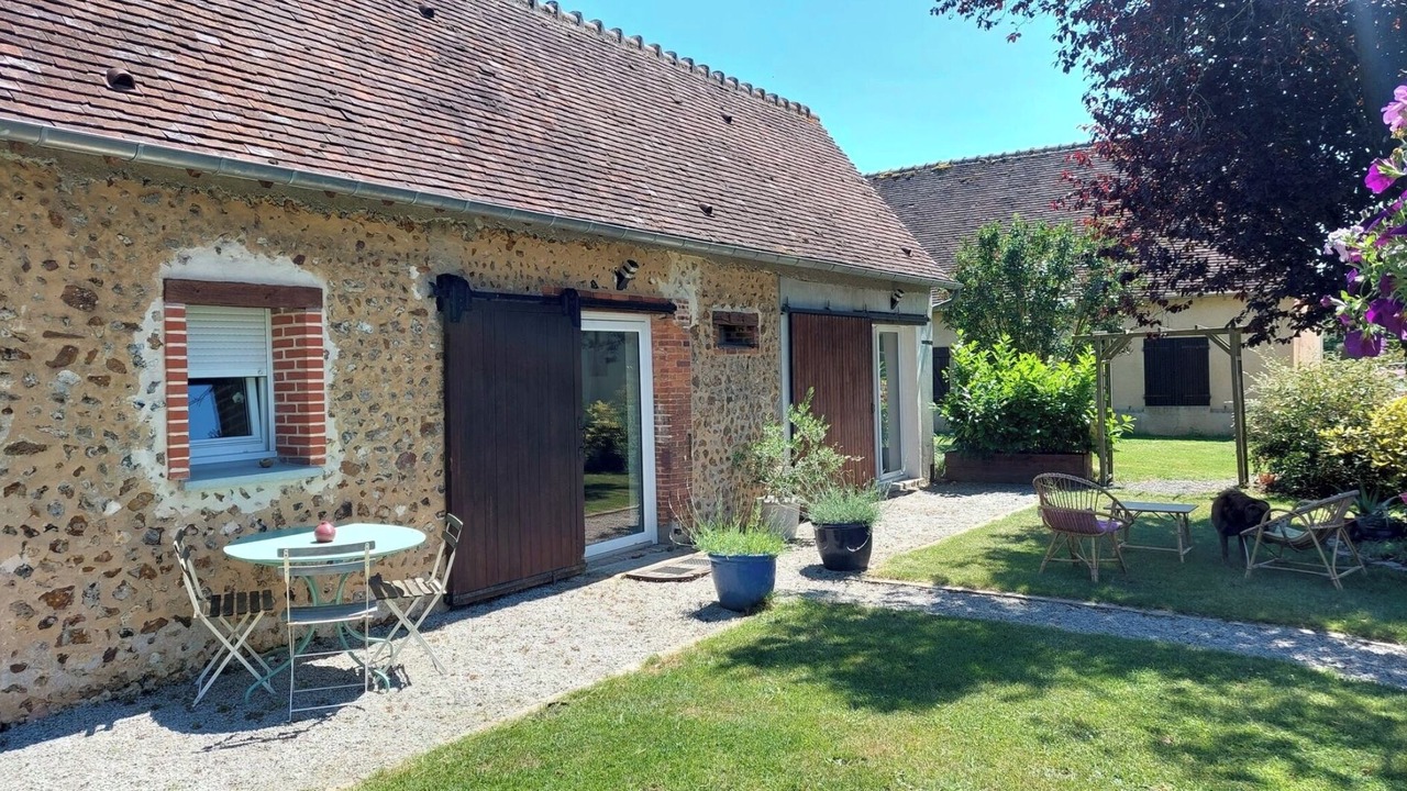 Photo of Outdoor in Pullay