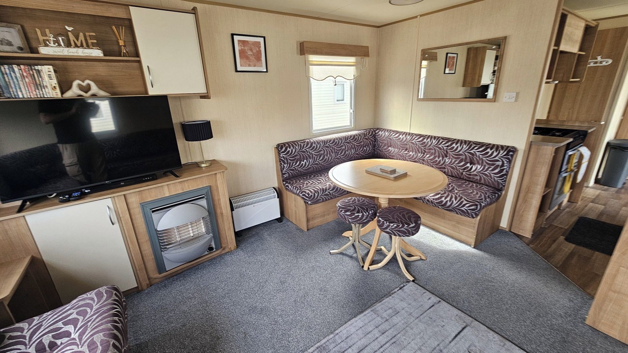 Photo of Livingroom in Towyn