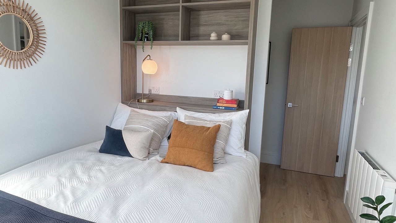 Photo of Others in Coombe Hill