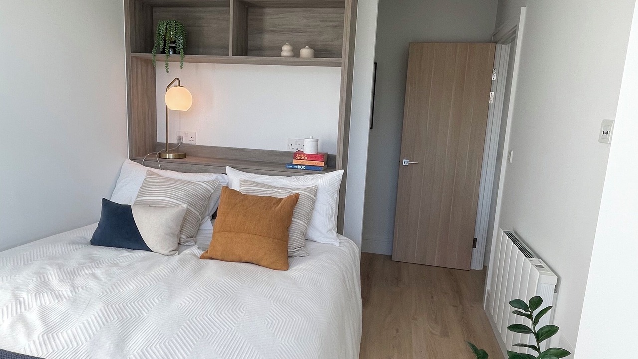 Photo of Others in Coombe Hill