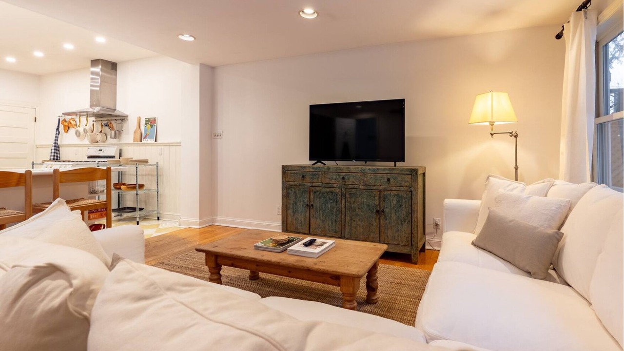 Photo of Livingroom in The Beaches