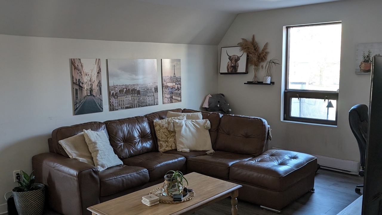 Photo of Livingroom in Saint-Laurent