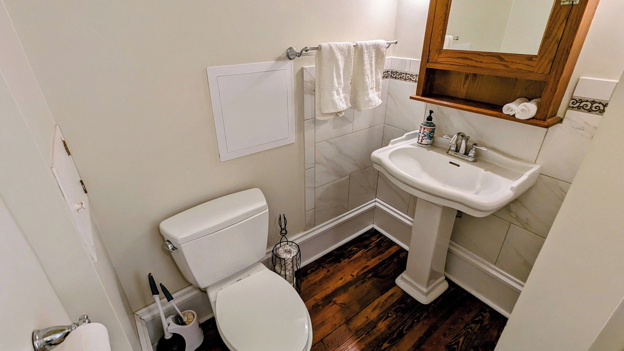 Photo of Bathroom in Arcadia