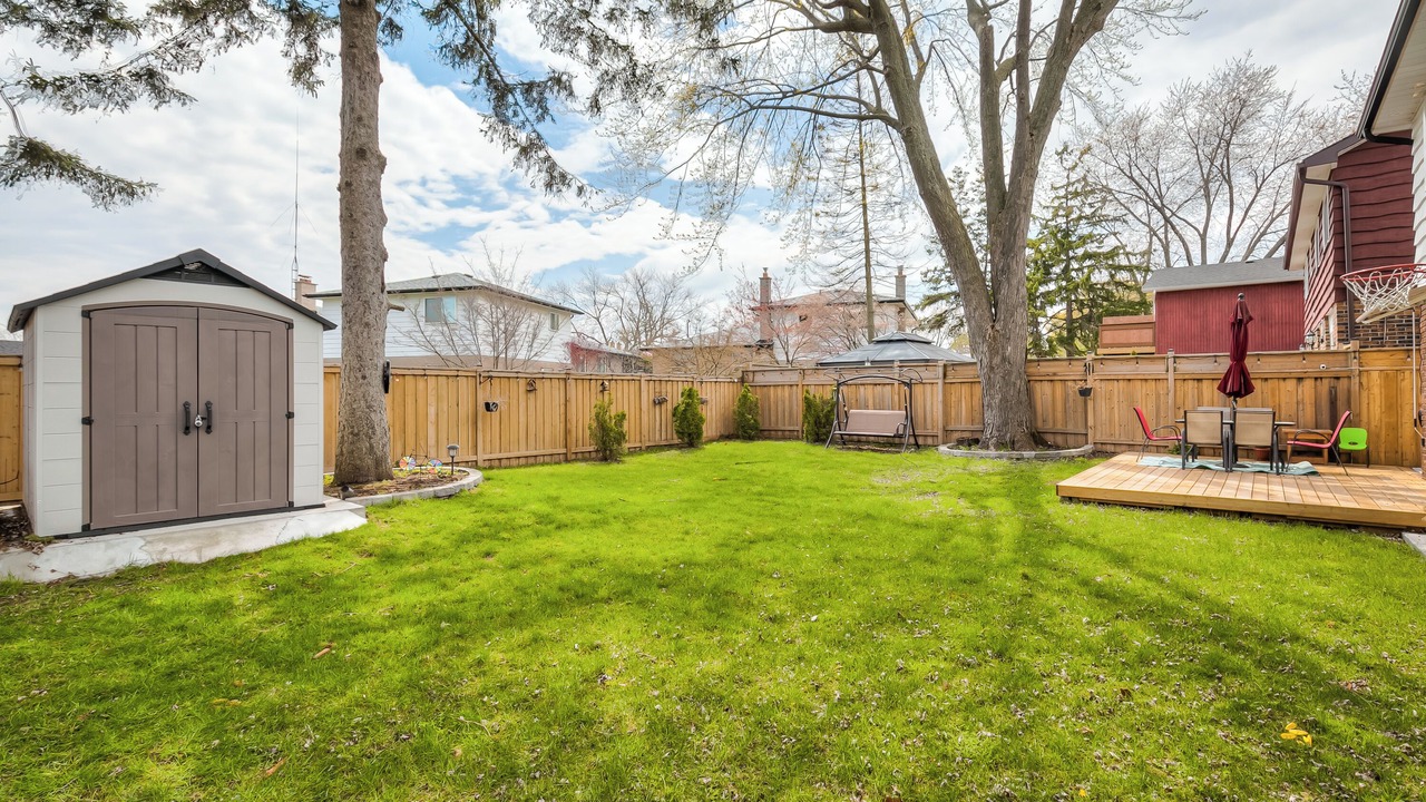 Photo of Outdoor in West Hill