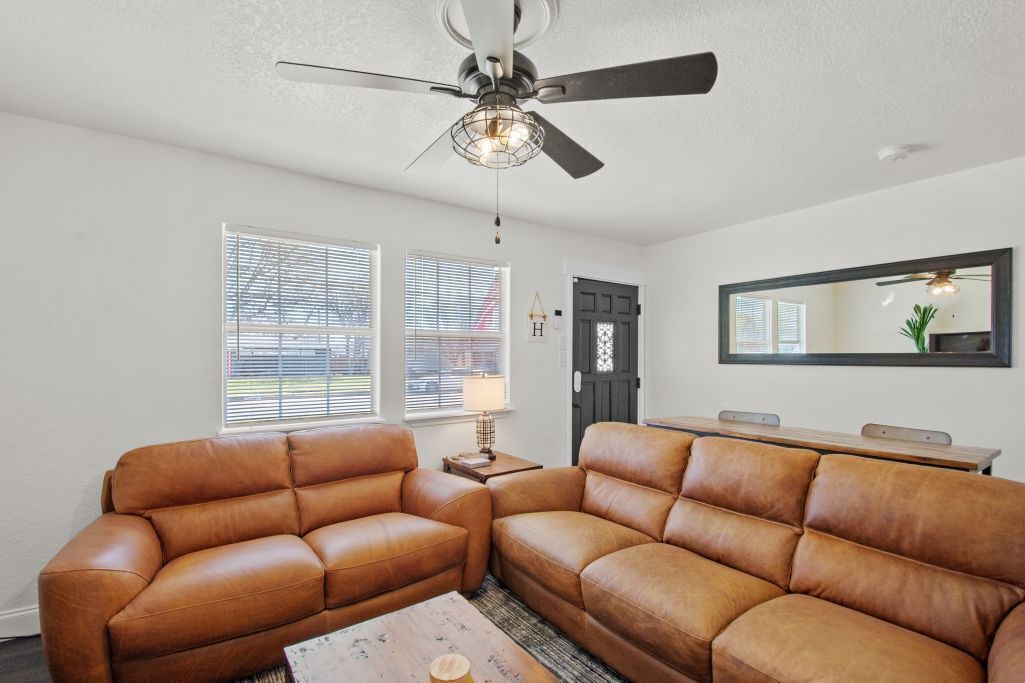Photo of Livingroom in Wichita Falls
