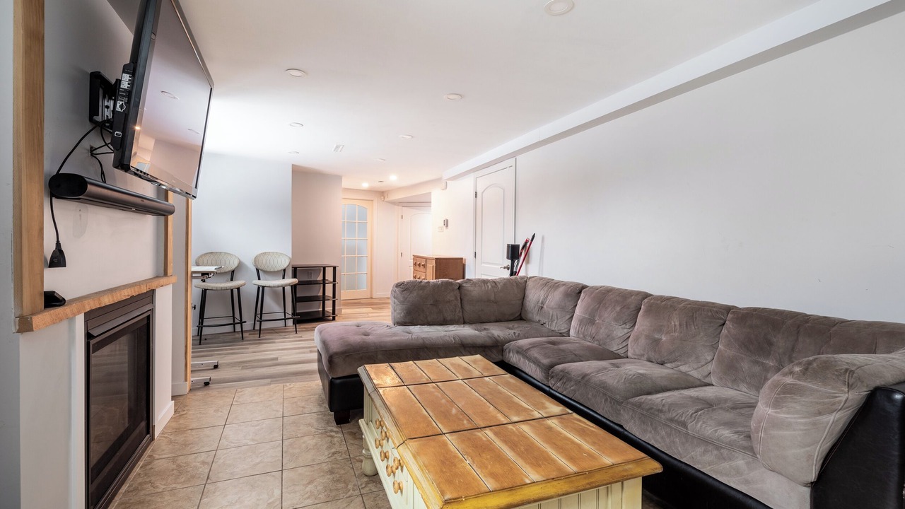 Photo of Livingroom in Saint-Jean-Sur-Richelieu