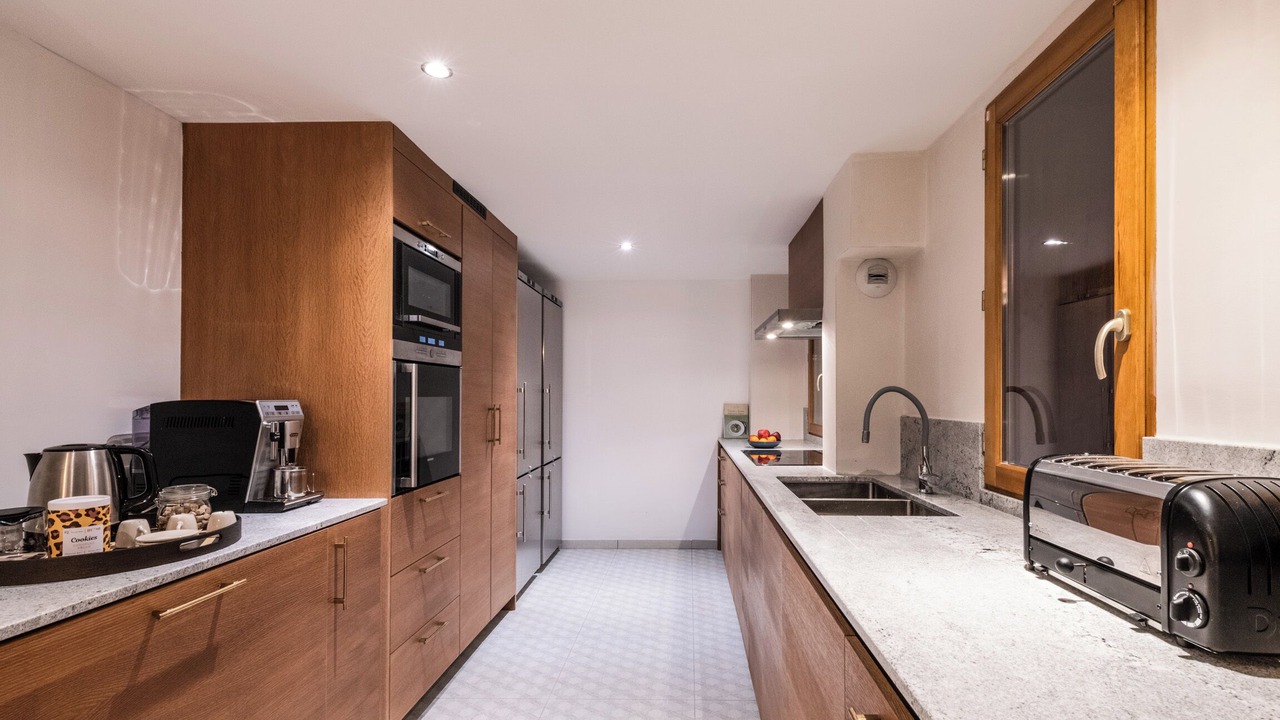 Photo of Kitchen in Arc-1600