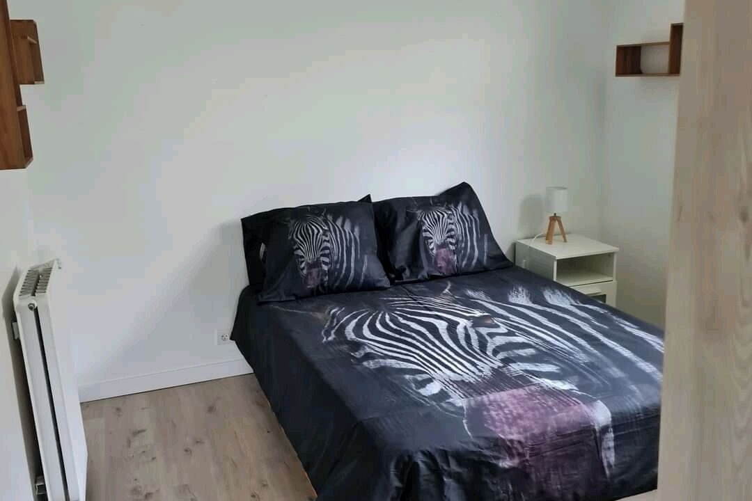 Photo of Bedroom in Mantes-la-Jolie