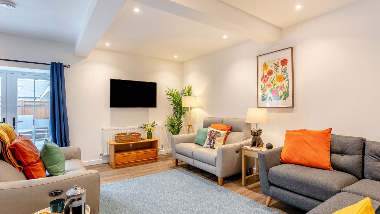 Photo of Others in Kenn