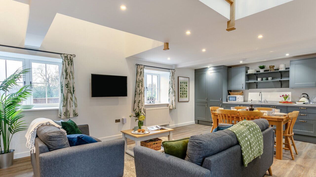 Photo of Others in Kenn