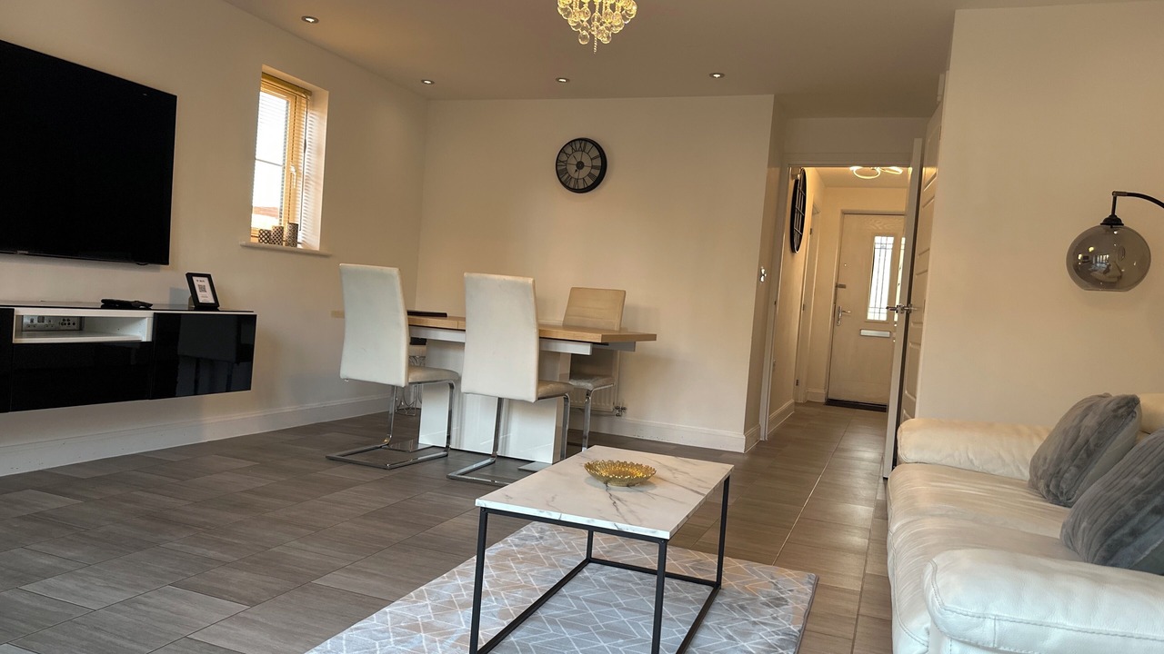 Photo of Livingroom in Basingstoke