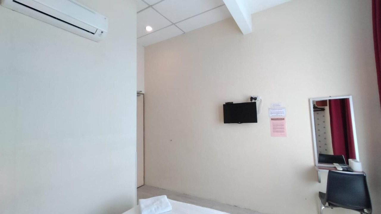 Photo of Bedroom in Ayer Panas