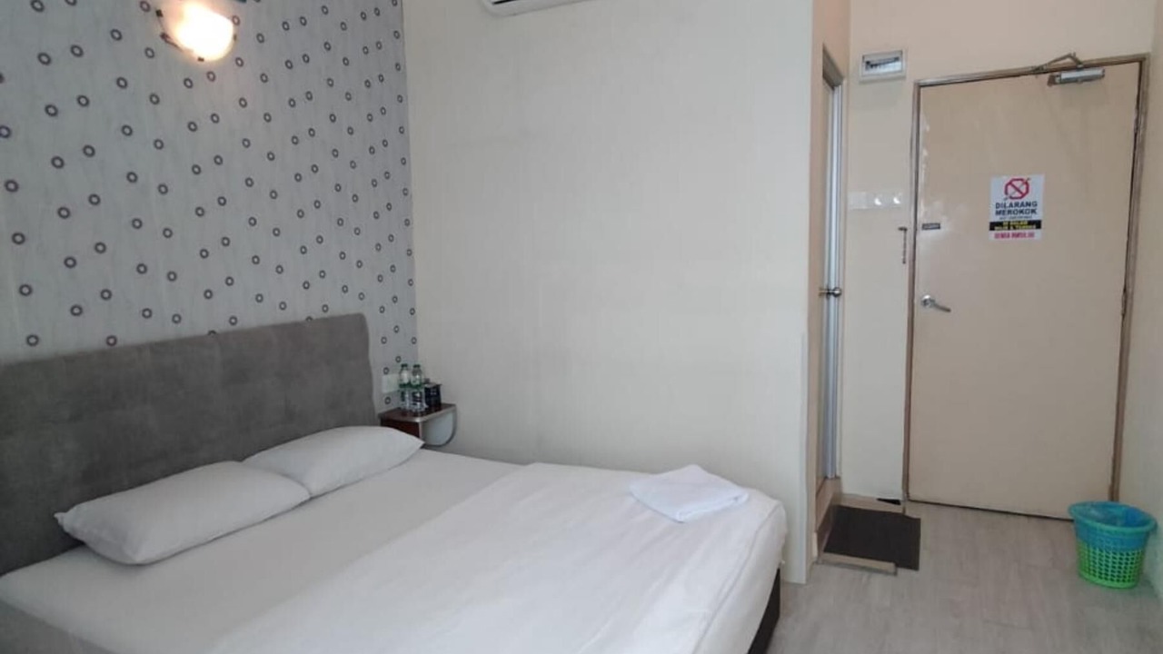 Photo of Bedroom in Ayer Panas