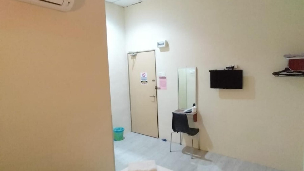 Photo of Bedroom in Ayer Panas