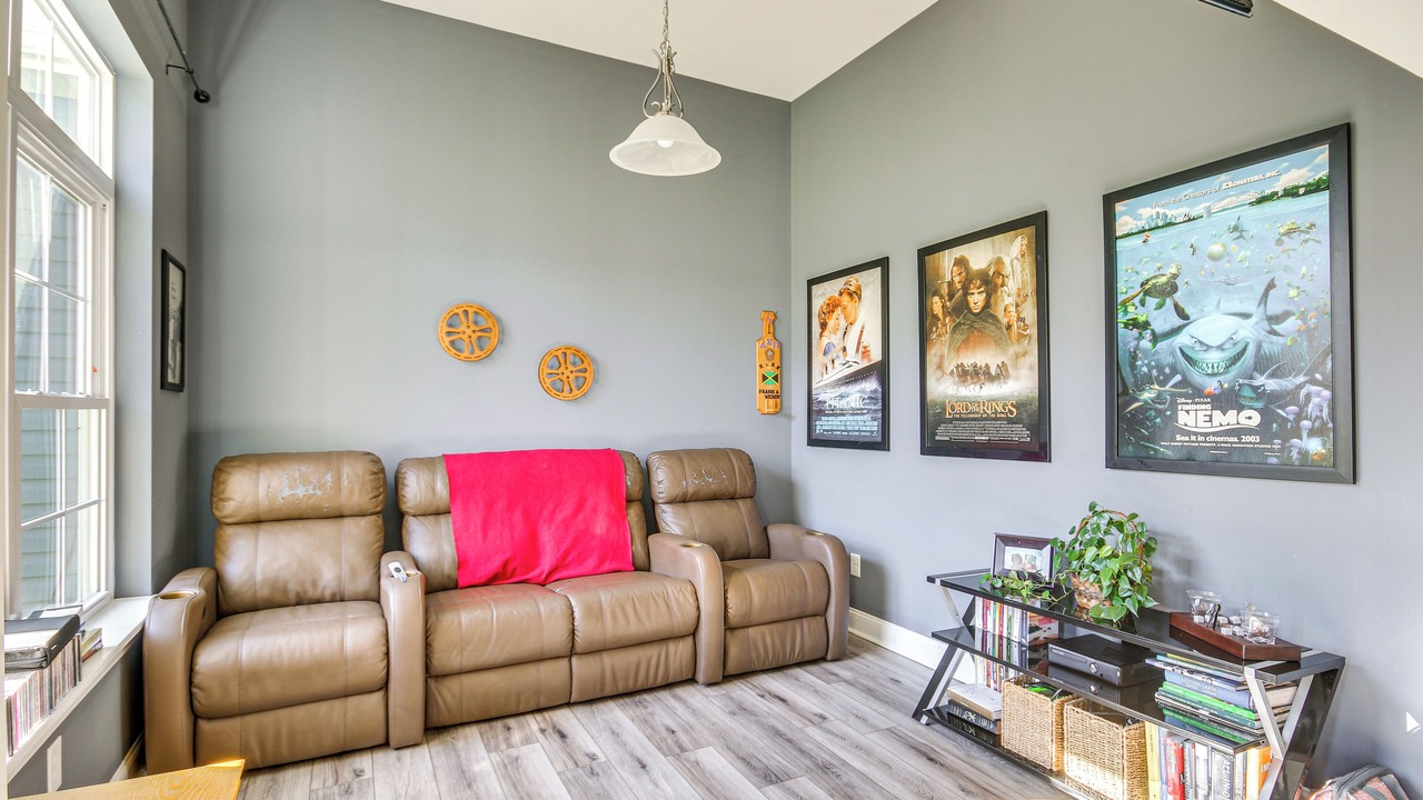 Photo of Livingroom in Cross Hill