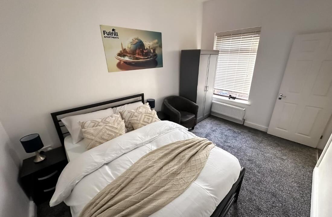 Photo of Others in Little Hulton