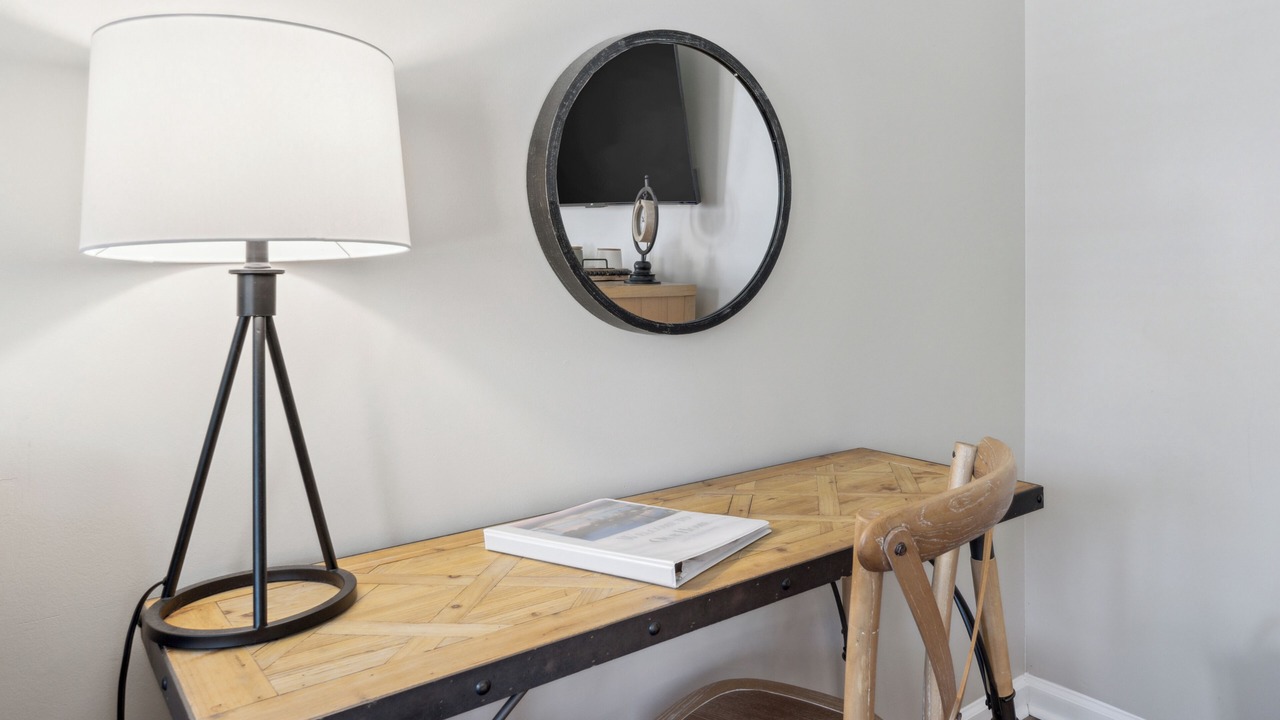 Photo of Bedroom in Cooper-Young Historic District