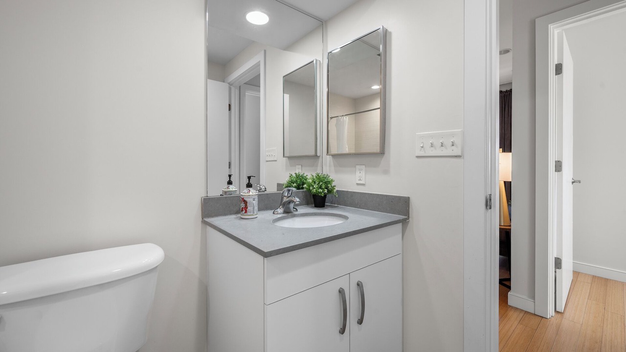 Photo of Others in South of Washington