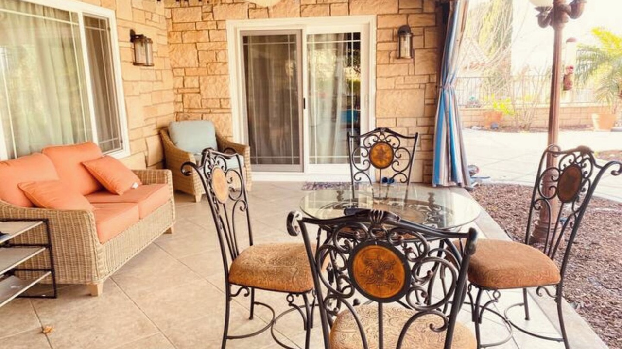 Photo of Outdoor in Estates at Canyon Crest