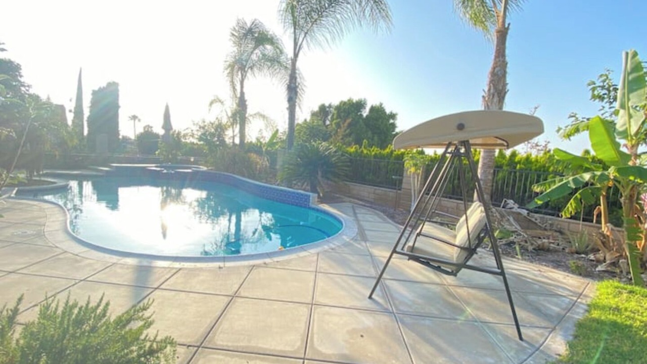Photo of Outdoor in Estates at Canyon Crest
