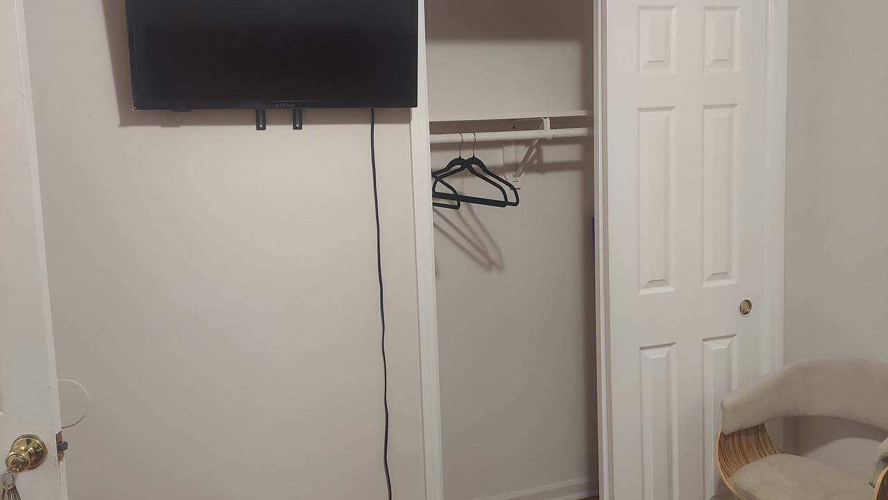 Photo of Bedroom in Newark