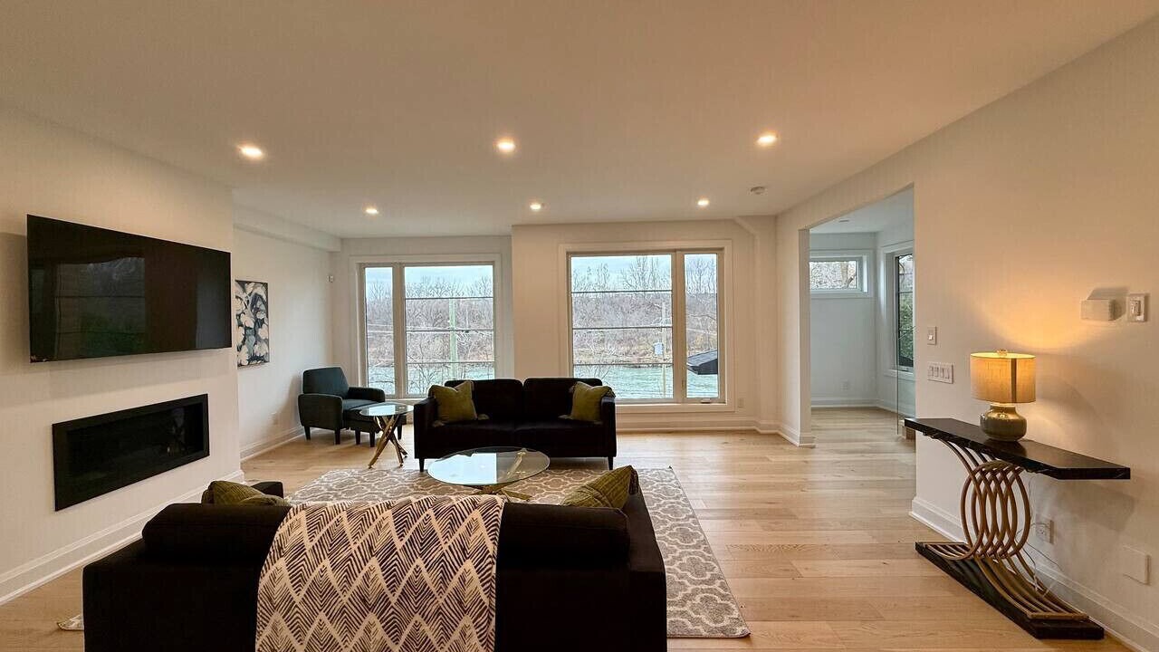Photo of Livingroom in York - Haig