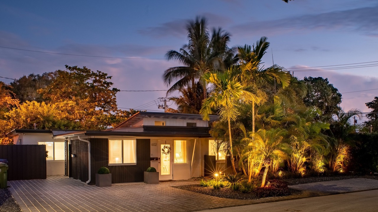 Photo of Others in Wilton Manors