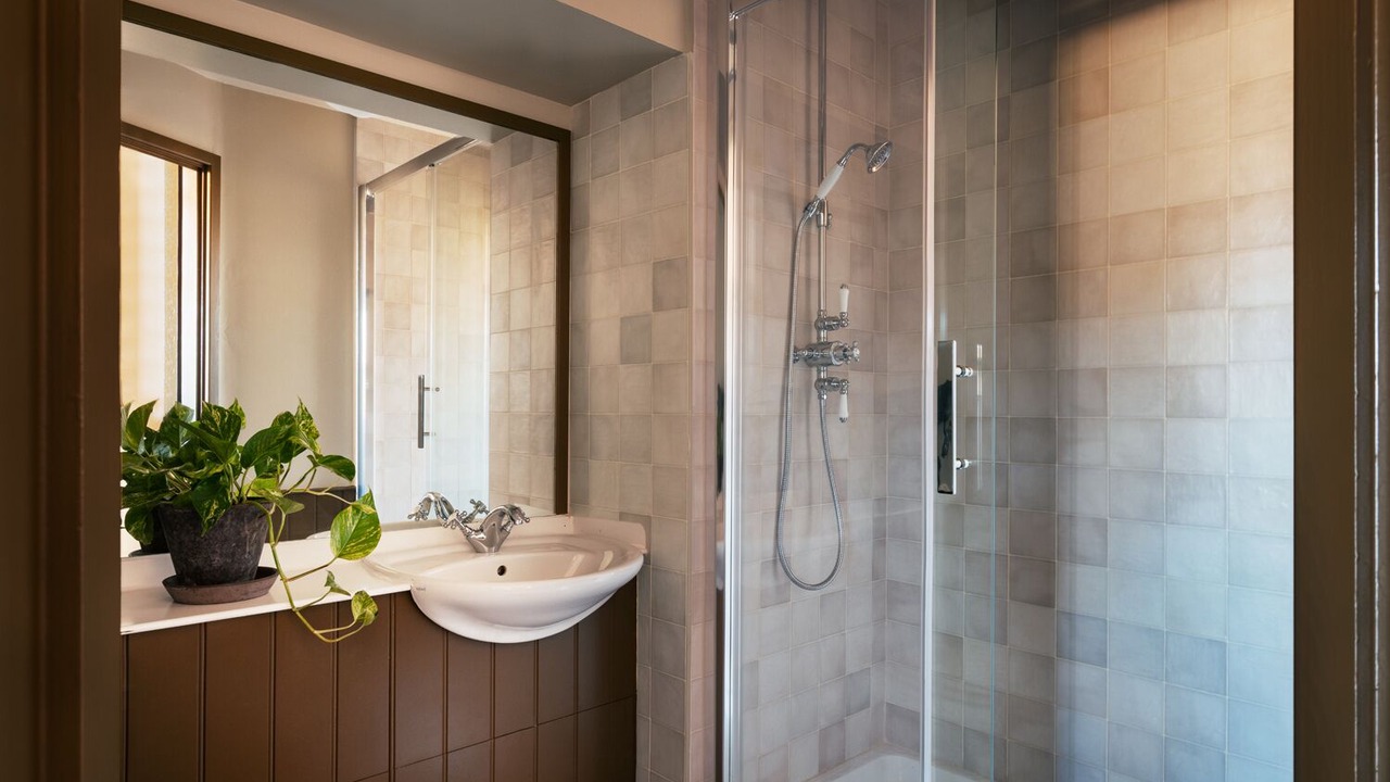 Photo of Bathroom in North East Derbyshire