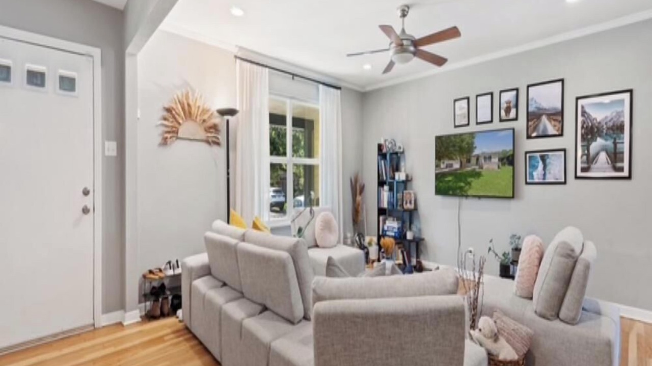 Photo of Livingroom in Highland