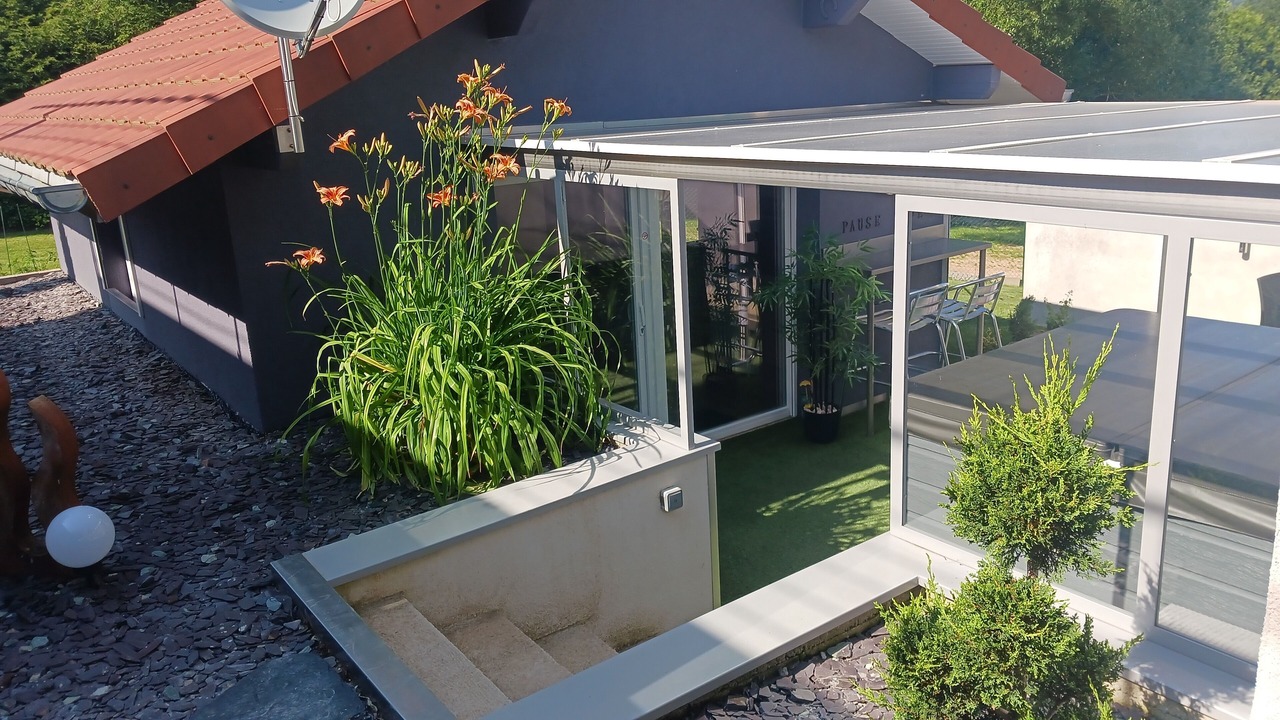 Photo of Outdoor in Taintrux
