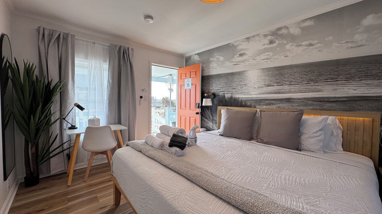Photo of Bedroom in Carolina Beach