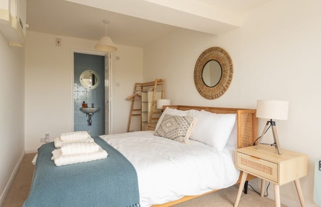 Photo of Others in Thurlestone