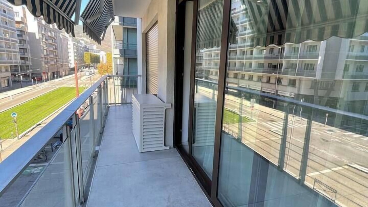 Photo of Patio Balcony in Quartier Exposition-Bajatiere