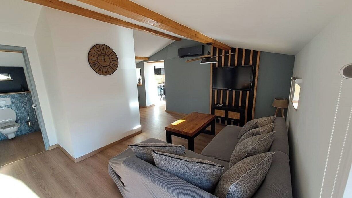 Photo of Livingroom in Lempaut