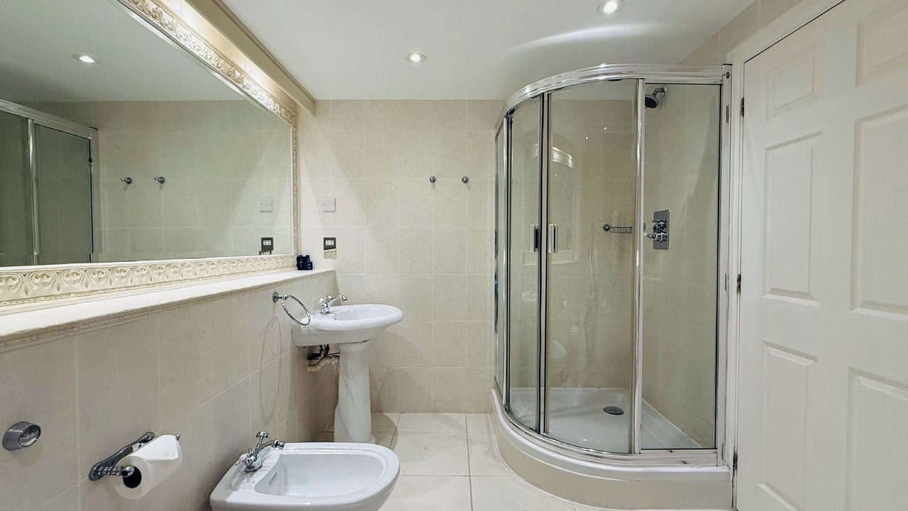 Photo of Bathroom in St Wenn