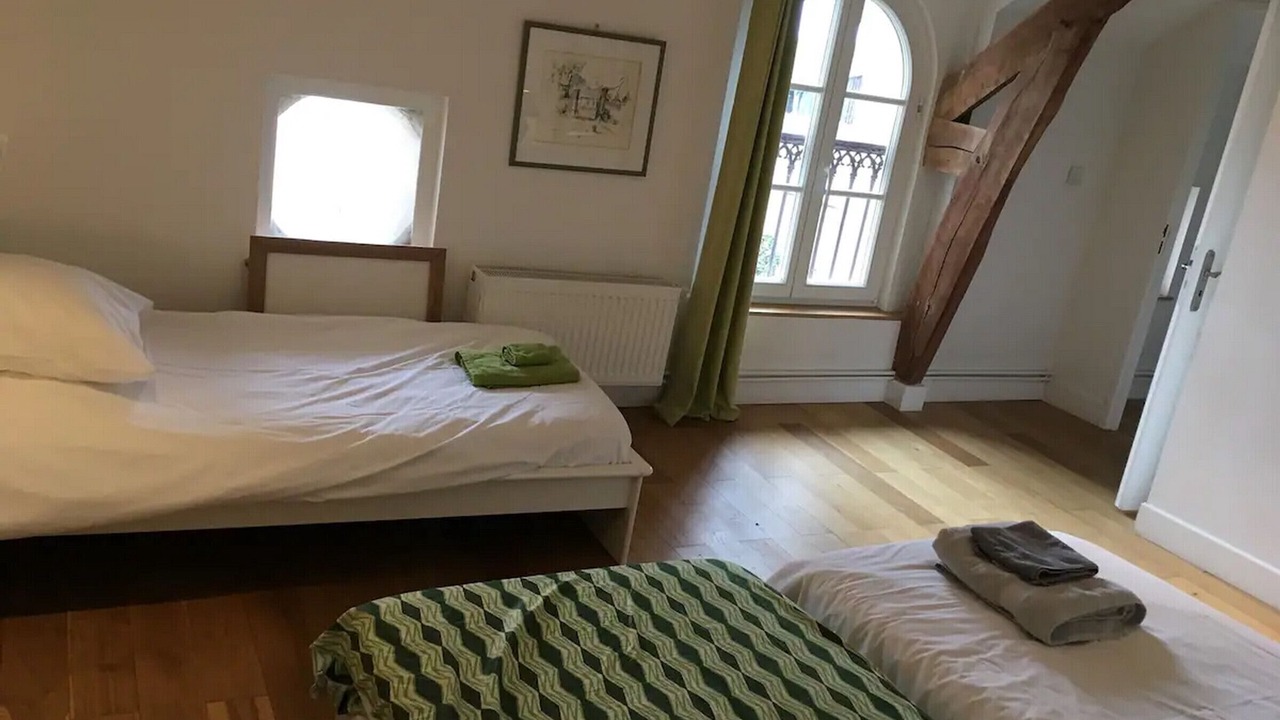 Photo of Others in Bailly