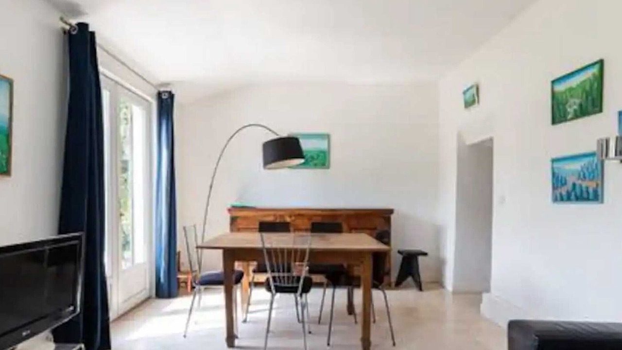 Photo of Others in Bailly