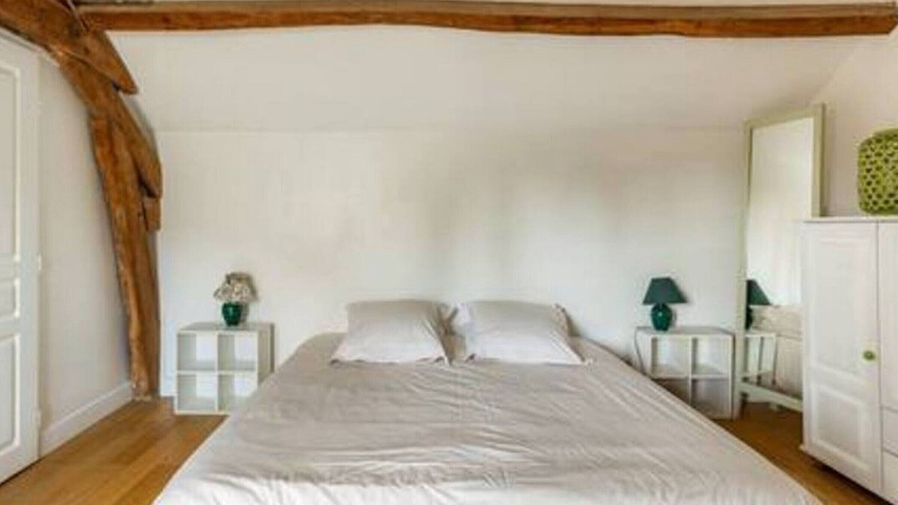 Photo of Others in Bailly