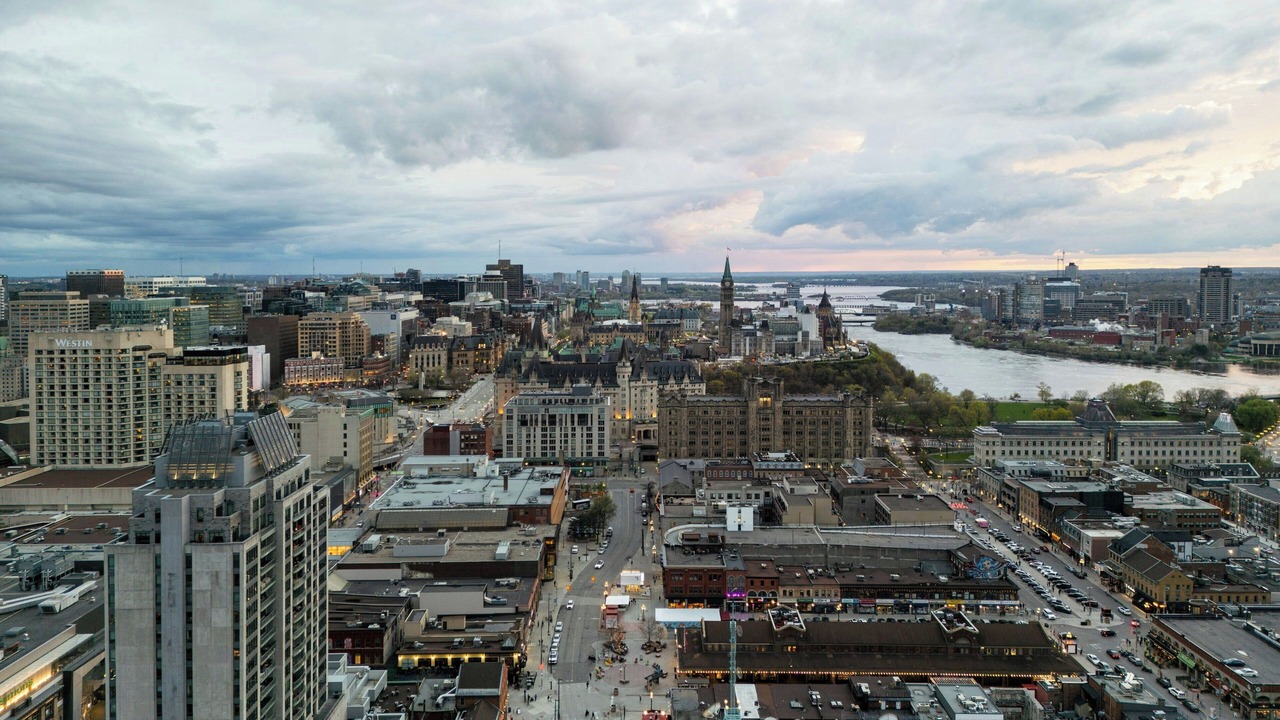 Photo of Others in Downtown Ottawa