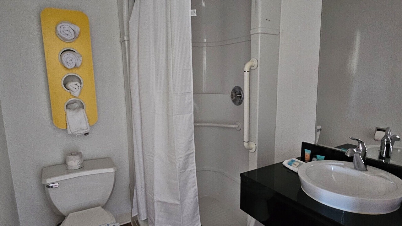 Photo of Bathroom in Centralia