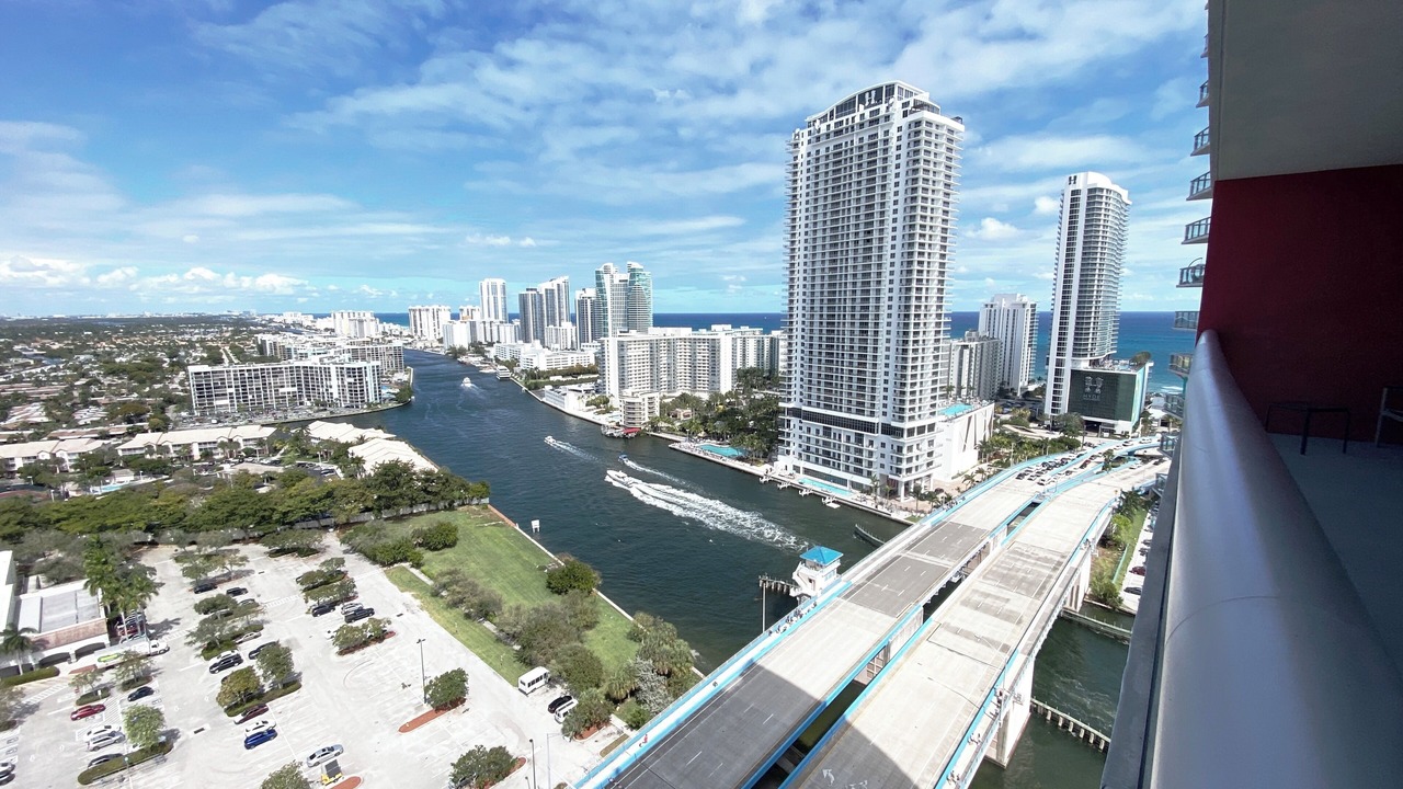 Photo of Outdoor in Hallandale Beach