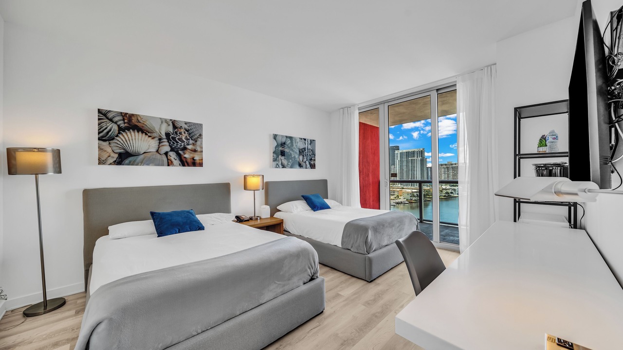 Photo of Bedroom in Hallandale Beach