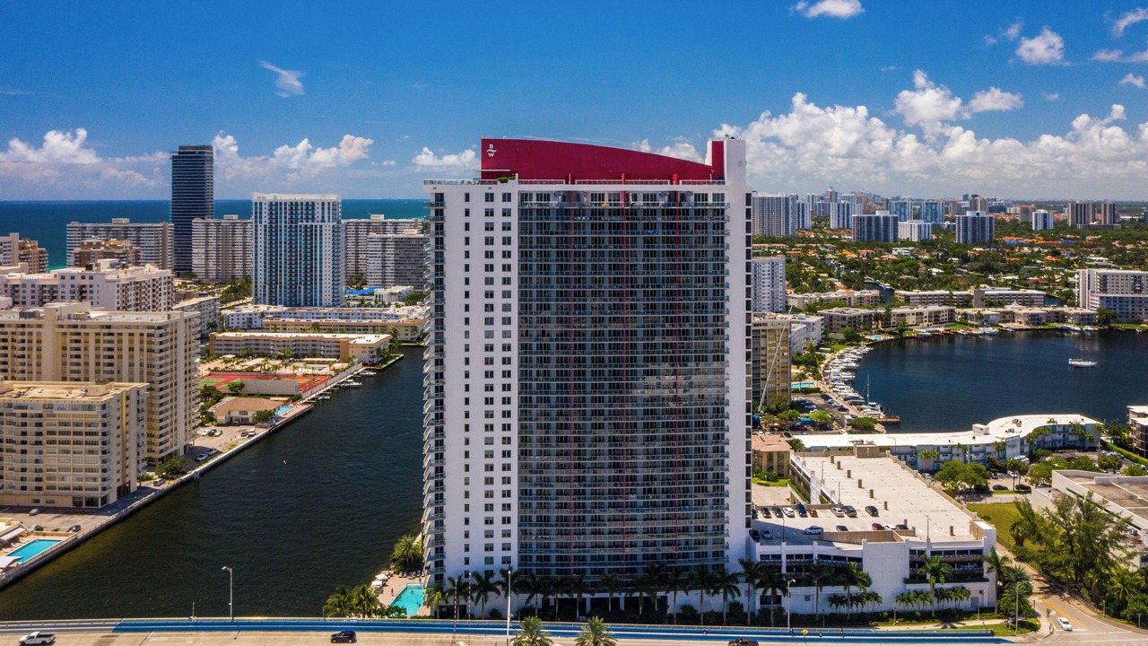 Photo of Outdoor in Hallandale Beach