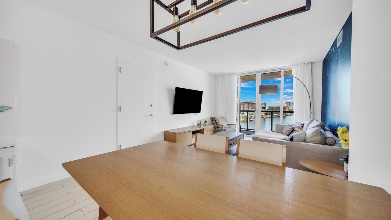 Photo of Bedroom in Hallandale Beach