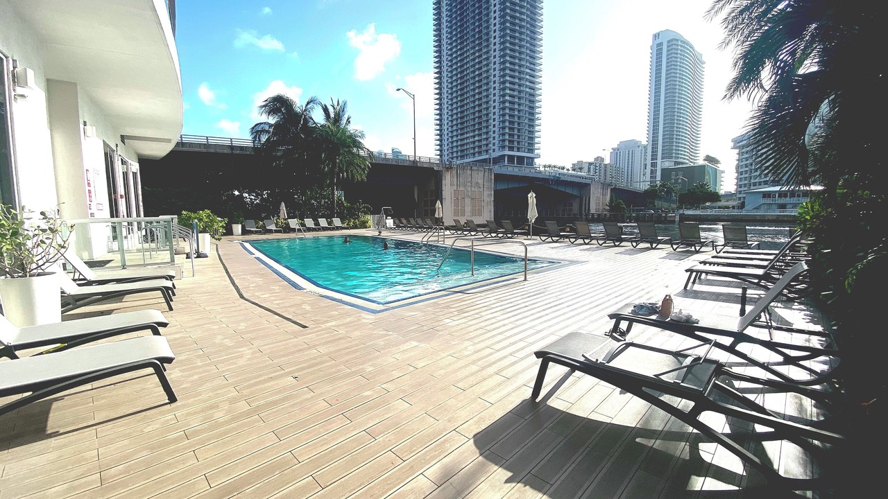 Photo of Outdoor in Hallandale Beach