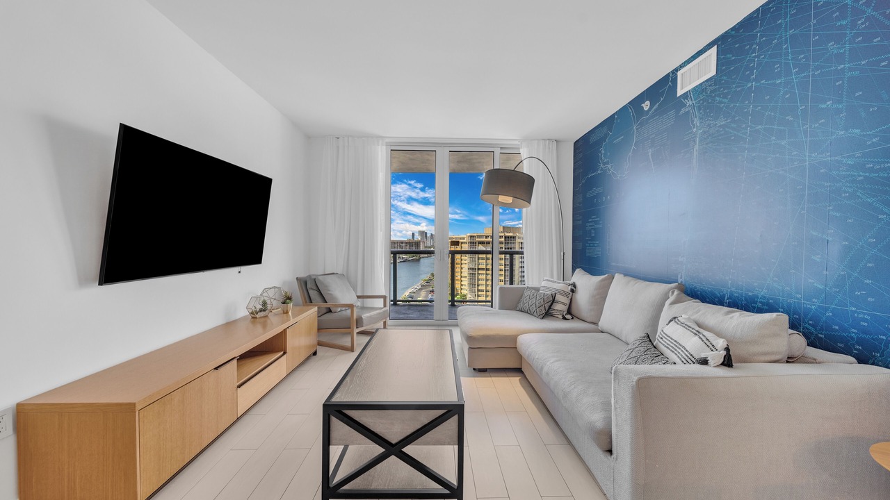 Photo of Bedroom in Hallandale Beach