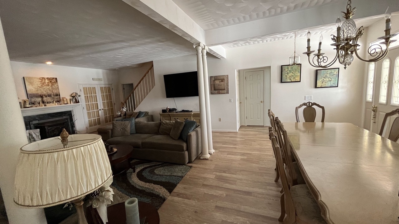 Photo of Livingroom in Lakewood